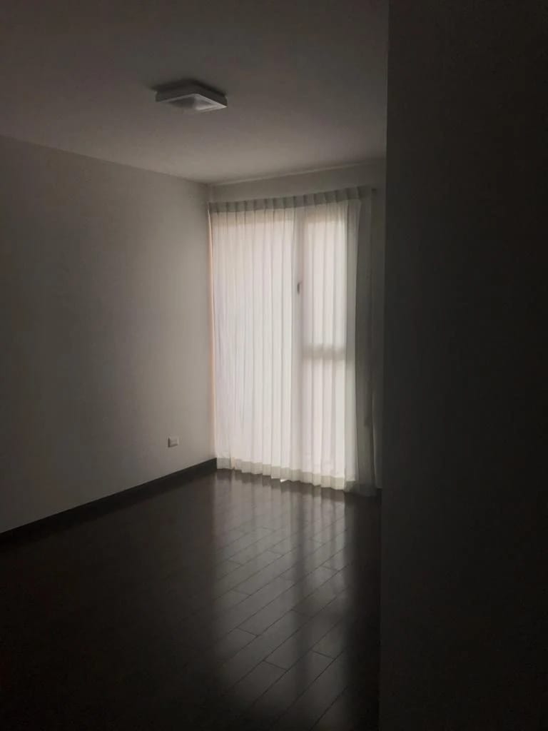 Apartamento en renta zona 16 — foto 9 de 11